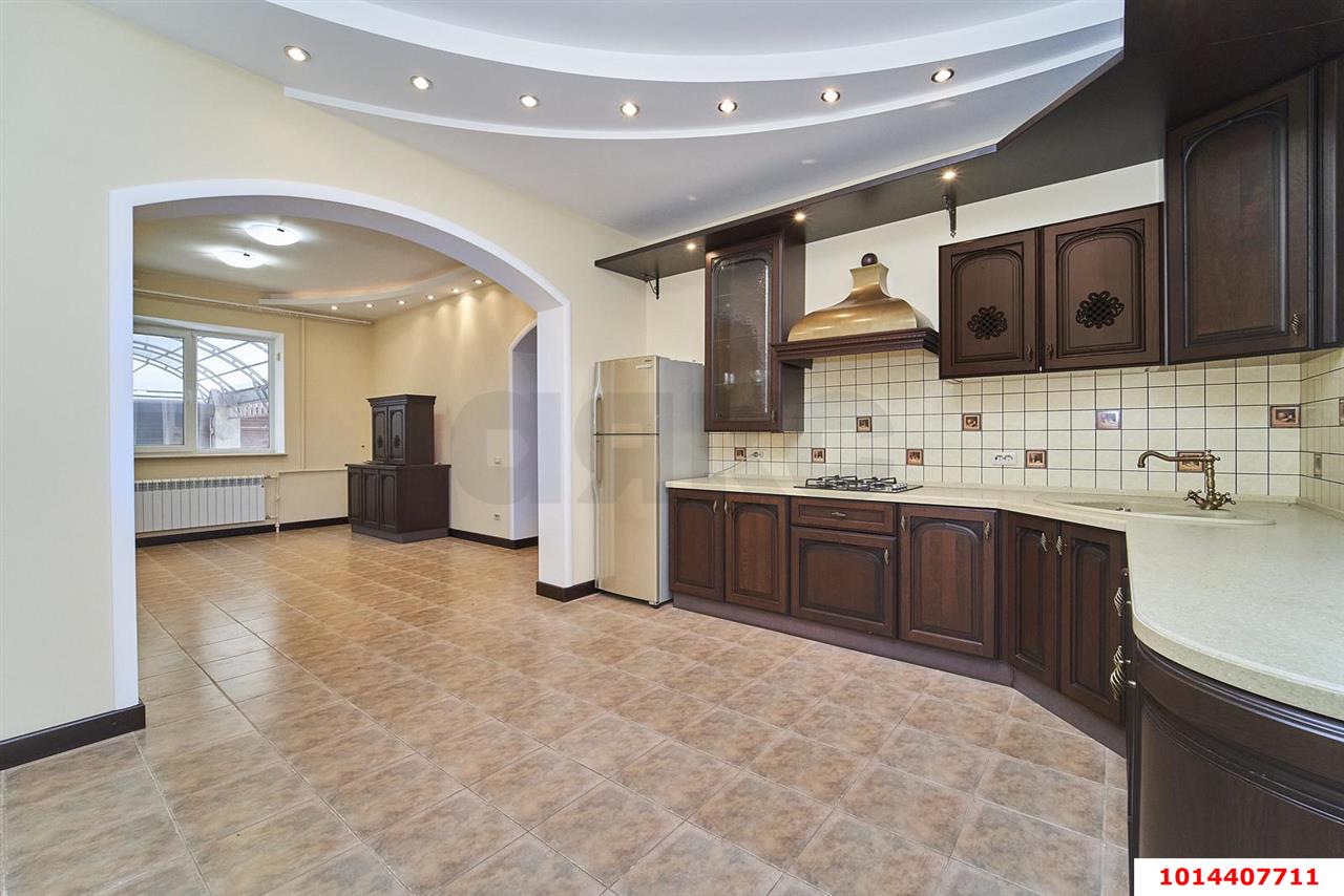 Фото №7: Дом 294 м² + 6 сот. - Краснодар, Фестивальный, ул. Титова, 65