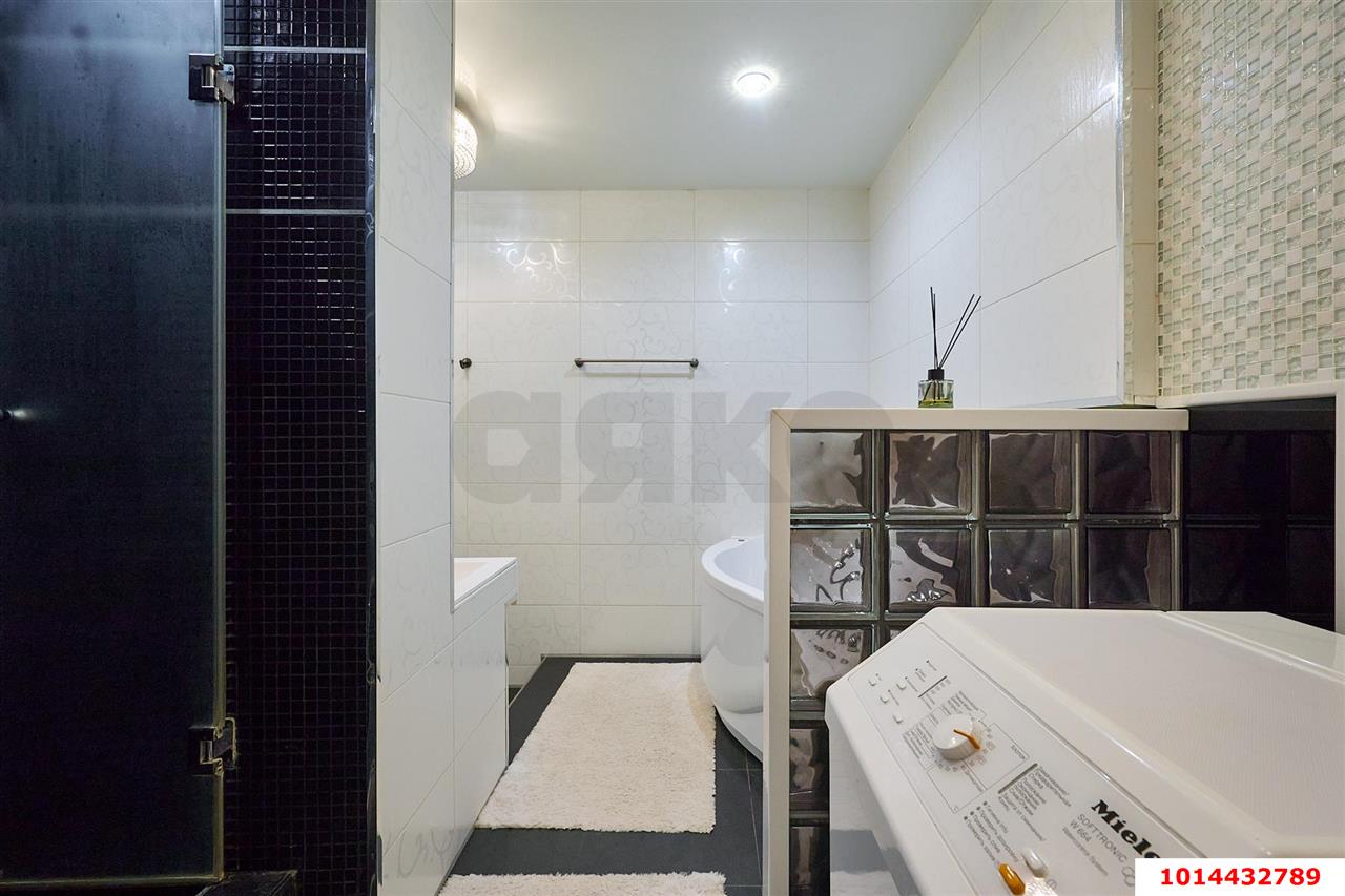 Фото №18: 3-комнатная квартира 108 м² - Краснодар, Западный внутригородской округ, мкр. Юбилейный, пр-кт Чекистов, 38