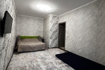 Фото №1: 1-комнатная квартира 42 м² - Краснодар, мкр. Прикубанский внутригородской округ, ул. Куликова Поля, 16