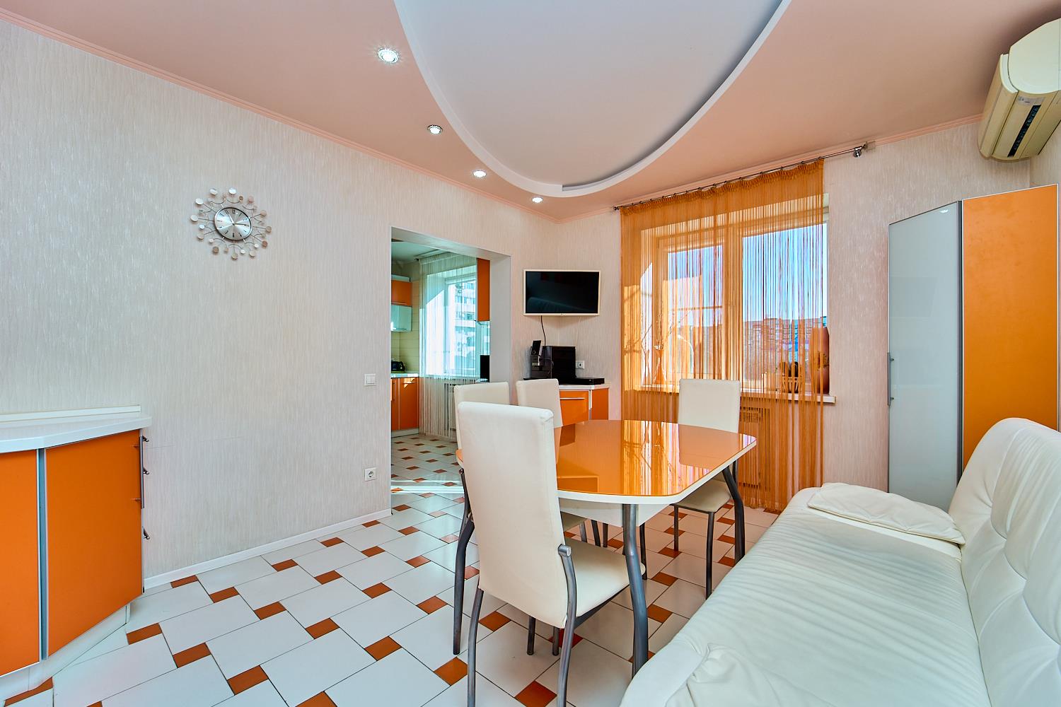 Фото №4: 4-комнатная квартира 124 м² - Краснодар, Круглик, Школьный, мкр. Прикубанский внутригородской округ, ул. Школьная, 17