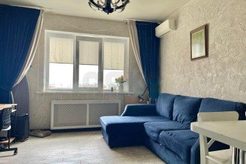 Фото №1: 1-комнатная квартира 50 м² - Краснодар, мкр. Кожзавод, ул. Володи Головатого, 174