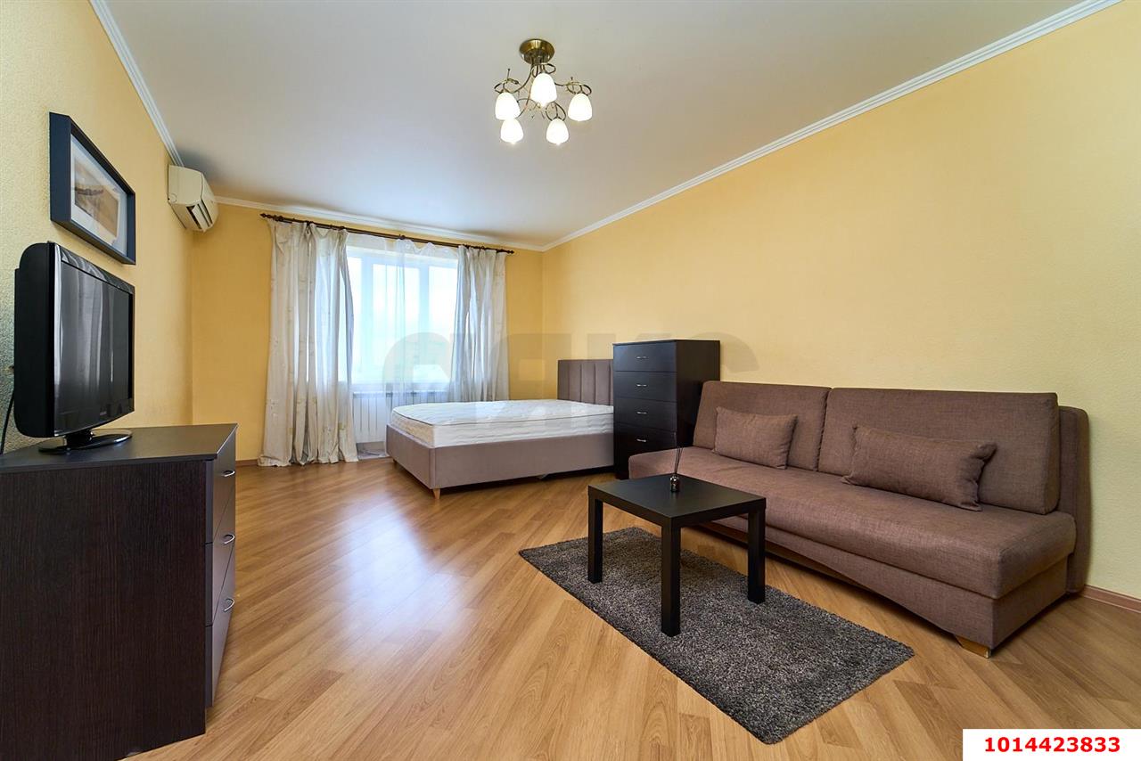 Фото №1: 1-комнатная квартира 63 м² - Краснодар, Центральный, ул. Кубанская Набережная, 31/1