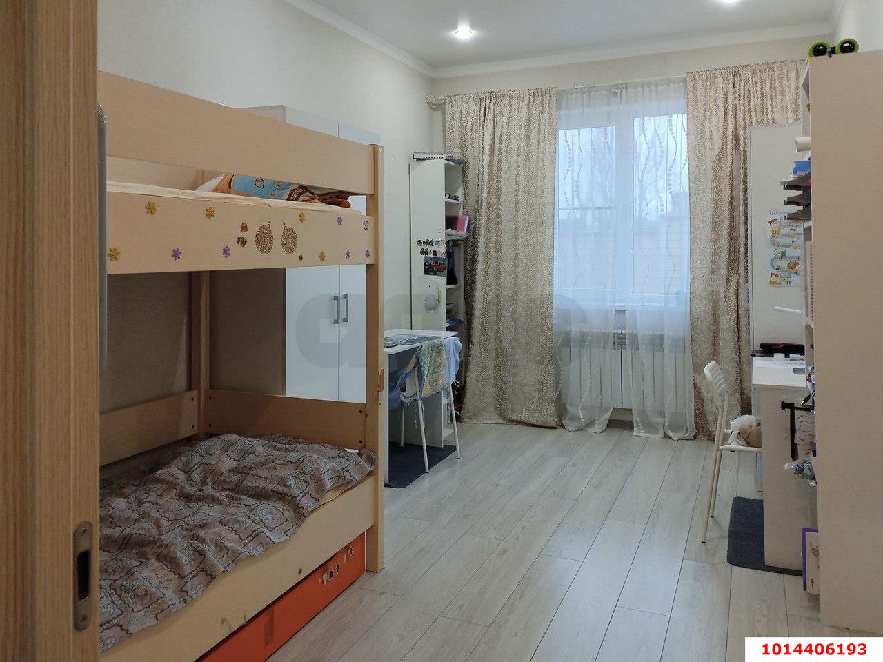 Фото №7: Дом 74 м² + 3 сот. - Краснодар, коттеджный  Золотой Город, ул. Новоафонская, 109