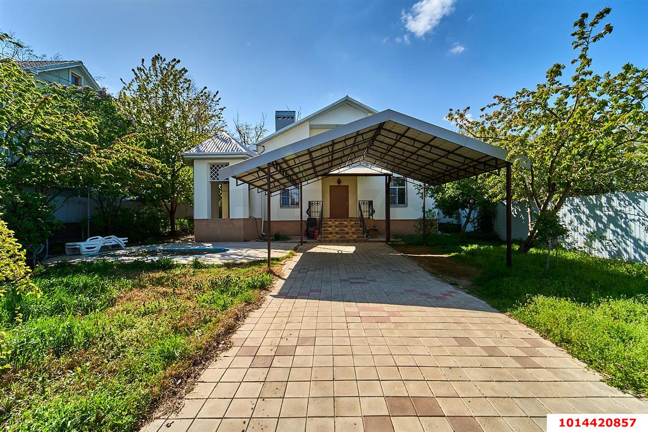 Фото №2: Дом 208 м² + 6 сот. - Краснодар, Прикубанский внутригородской округ, мкр. имени Н.И. Вавилова, ул. А.В. Дёмина, 38