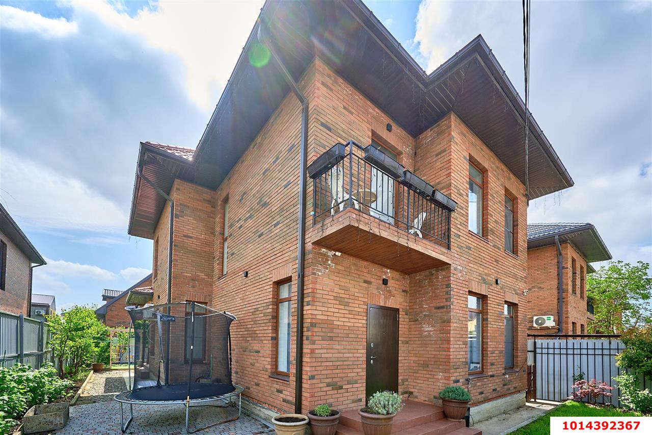 Фото №1: Дом 153 м² + 4 сот. - Новая Адыгея, ул. Дружбы, 41