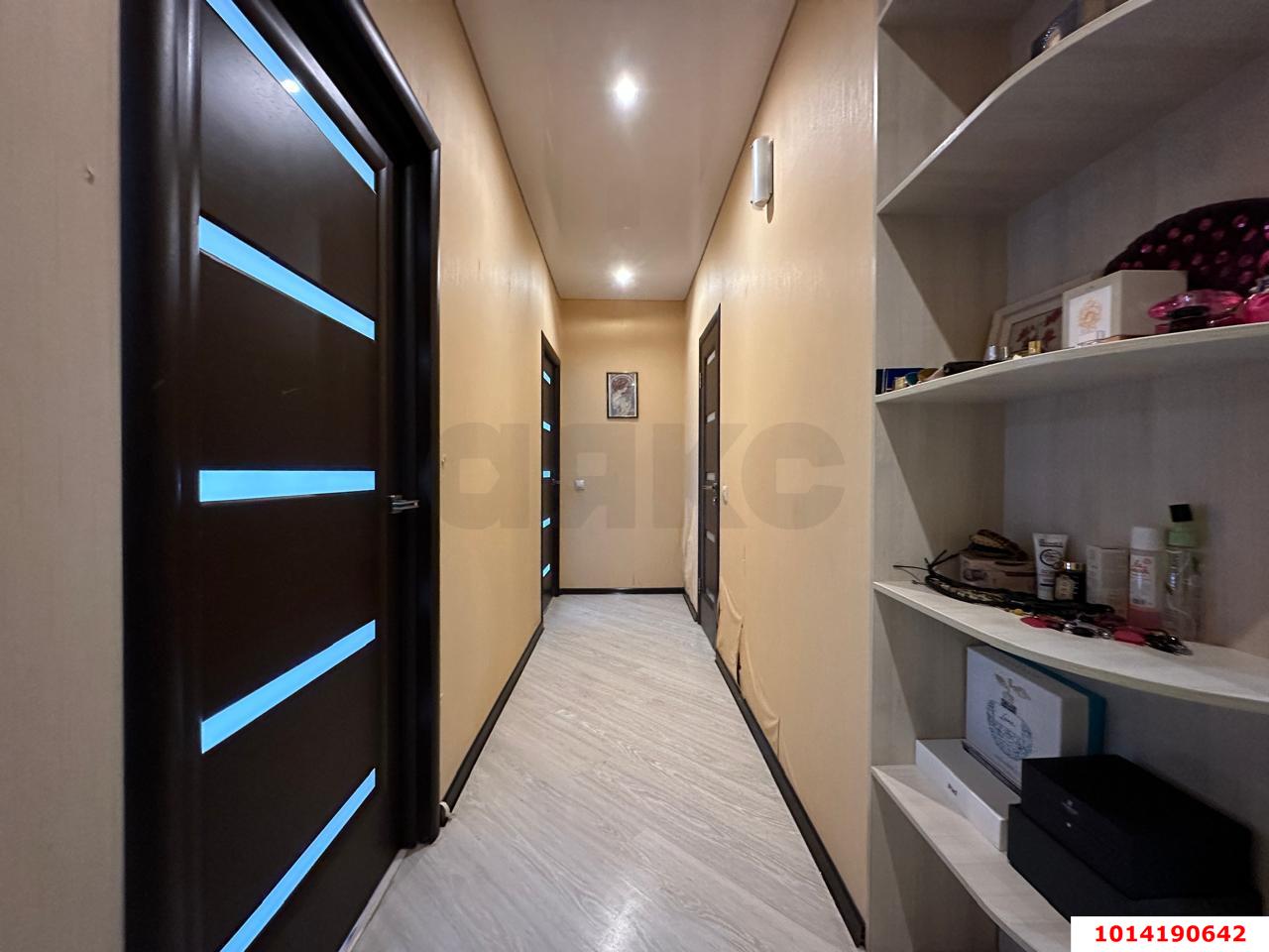 Фото №10: 1-комнатная квартира 56 м² - Краснодар, имени Маршала Жукова, ул. Александра Покрышкина, 4/9