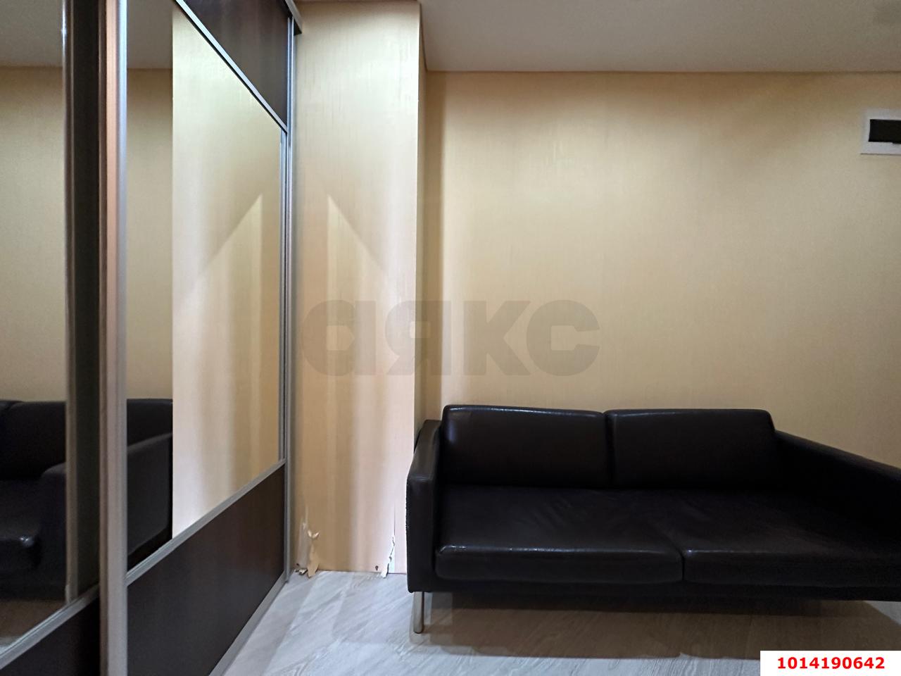 Фото №13: 1-комнатная квартира 56 м² - Краснодар, имени Маршала Жукова, ул. Александра Покрышкина, 4/9