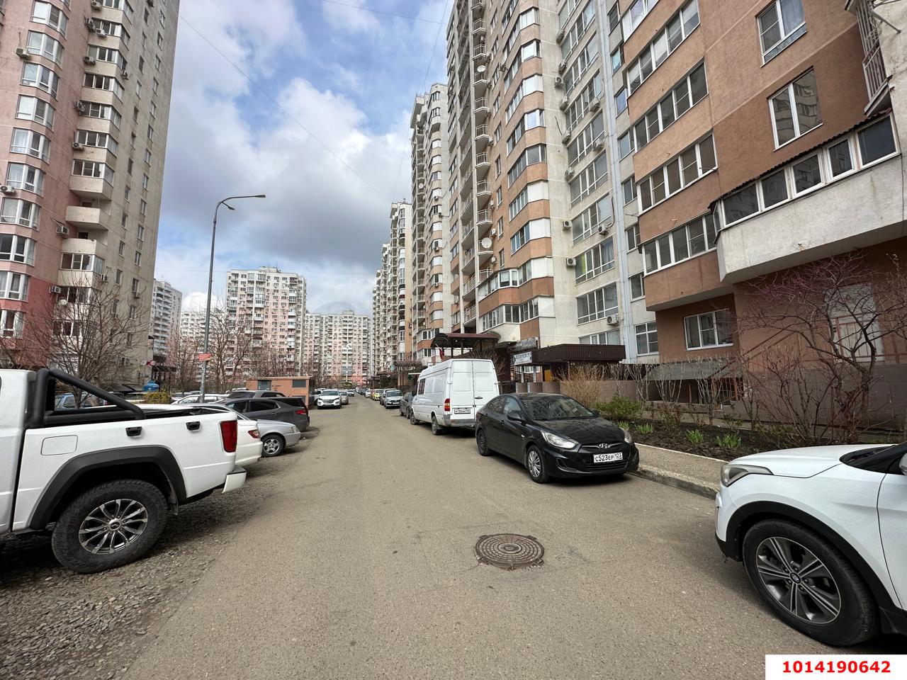 Фото №17: 1-комнатная квартира 56 м² - Краснодар, имени Маршала Жукова, ул. Александра Покрышкина, 4/9