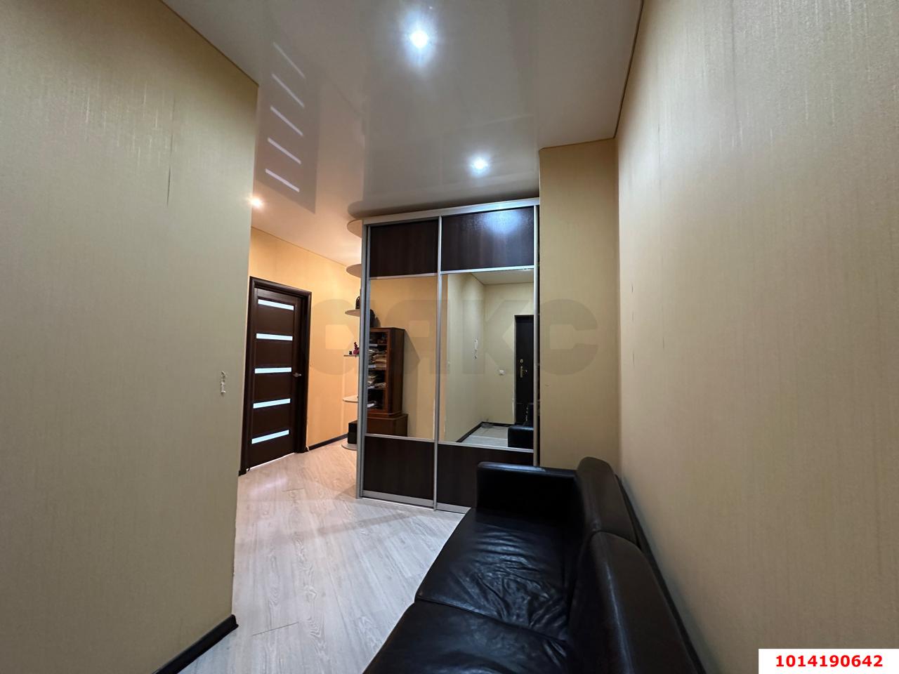 Фото №14: 1-комнатная квартира 56 м² - Краснодар, имени Маршала Жукова, ул. Александра Покрышкина, 4/9