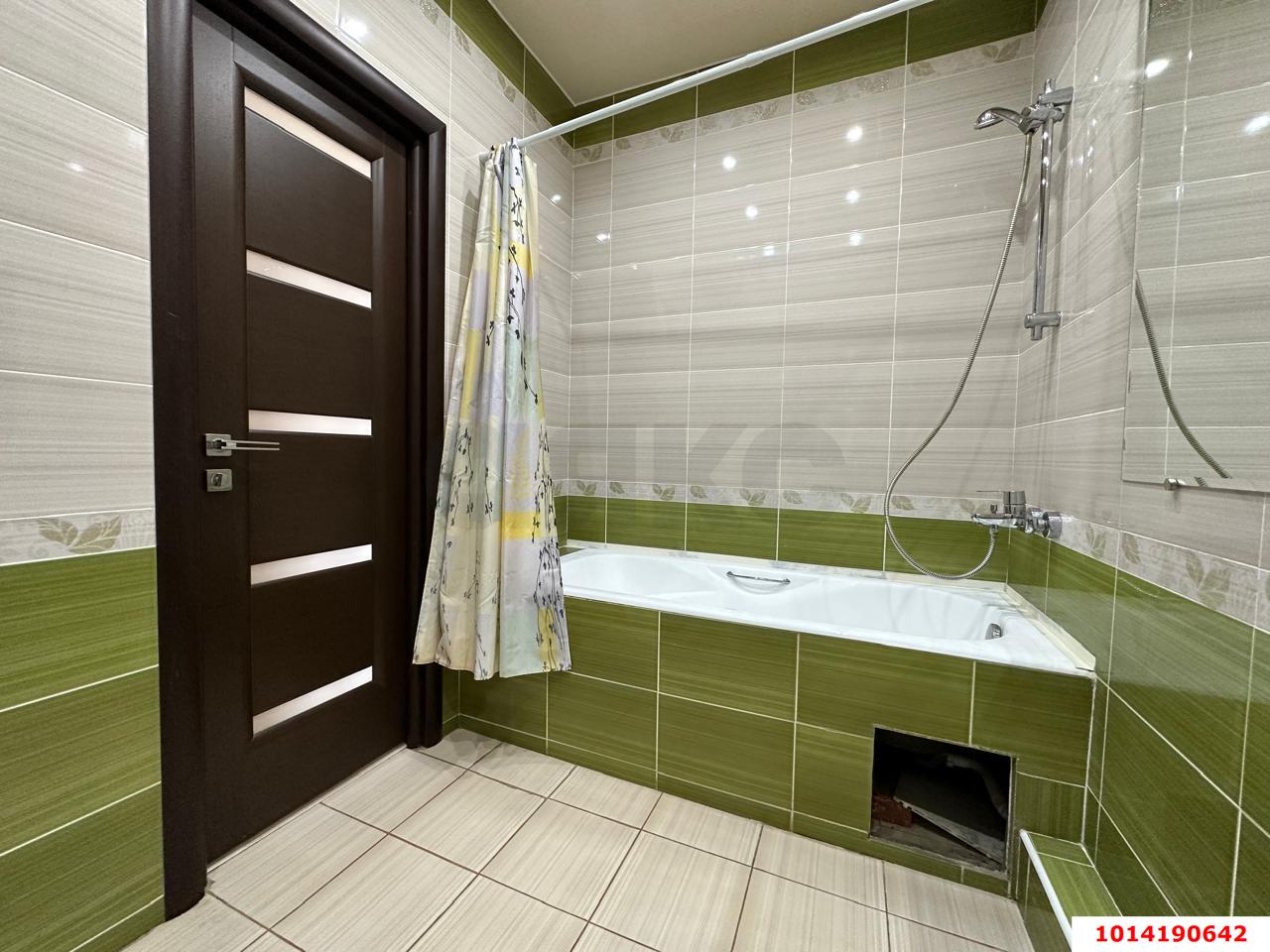 Фото №8: 1-комнатная квартира 56 м² - Краснодар, имени Маршала Жукова, ул. Александра Покрышкина, 4/9