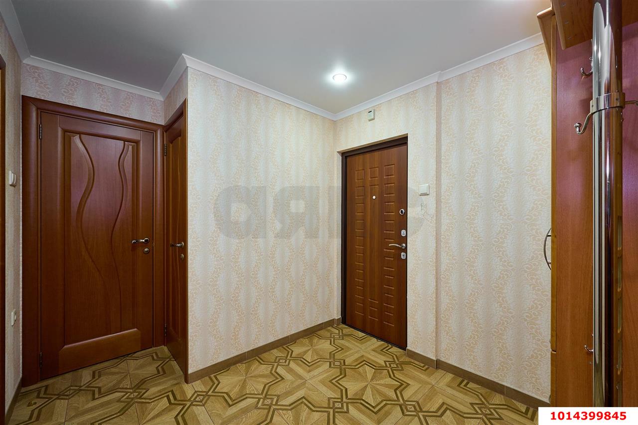 Фото №12: 3-комнатная квартира 65 м² - Краснодар, Центральный внутригородской округ, Западный внутригородской округ, Горгаз, мкр. Центральный, ул. Речная, 11