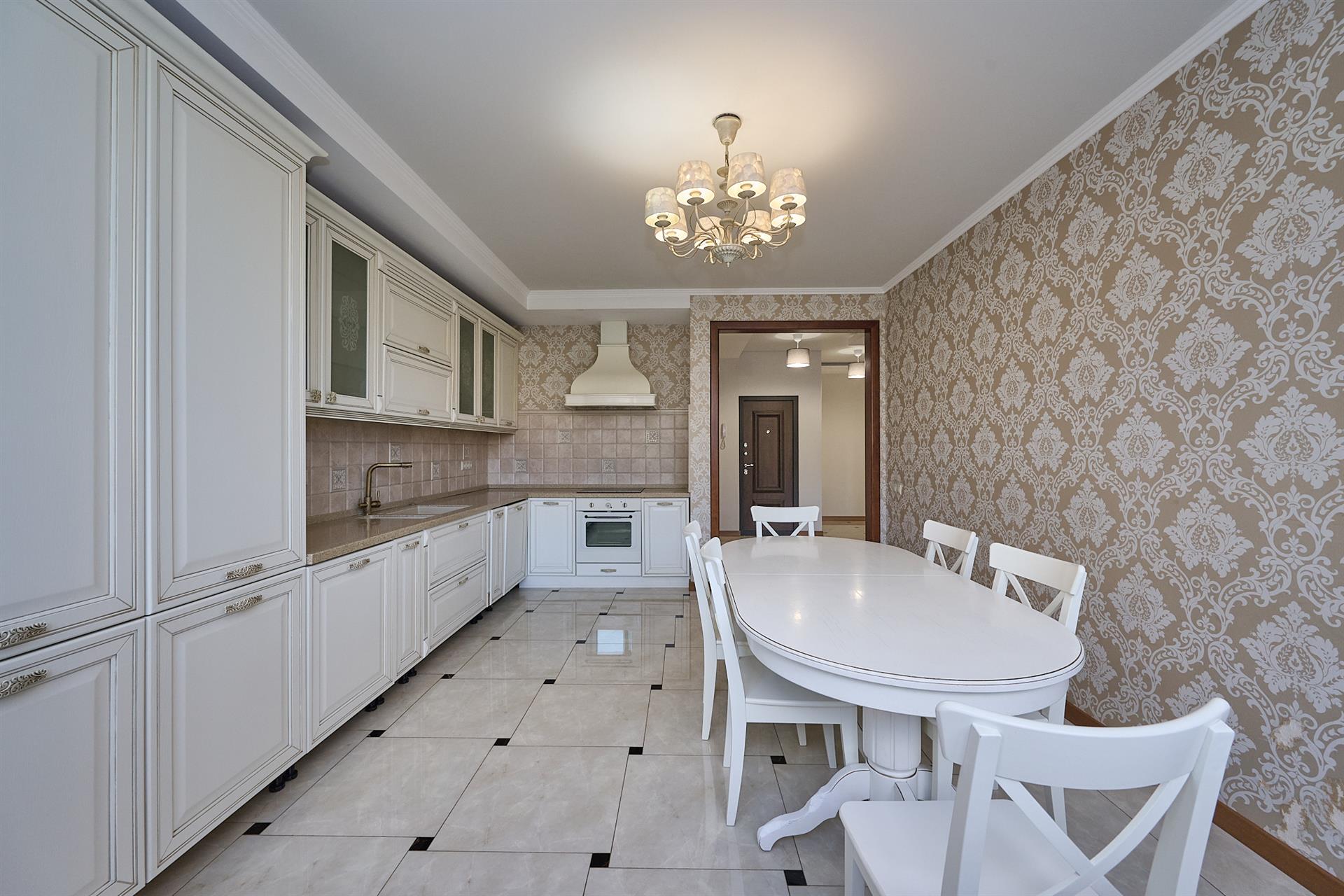 Фото №4: 2-комнатная квартира 107 м² - Краснодар, Прикубанский внутригородской округ, Фестивальный, мкр. Солнечный, ул. Памяти Чернобыльцев, 6