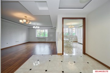 Фото №1: 2-комнатная квартира 107 м² - Краснодар, мкр. Солнечный, ул. Памяти Чернобыльцев, 6