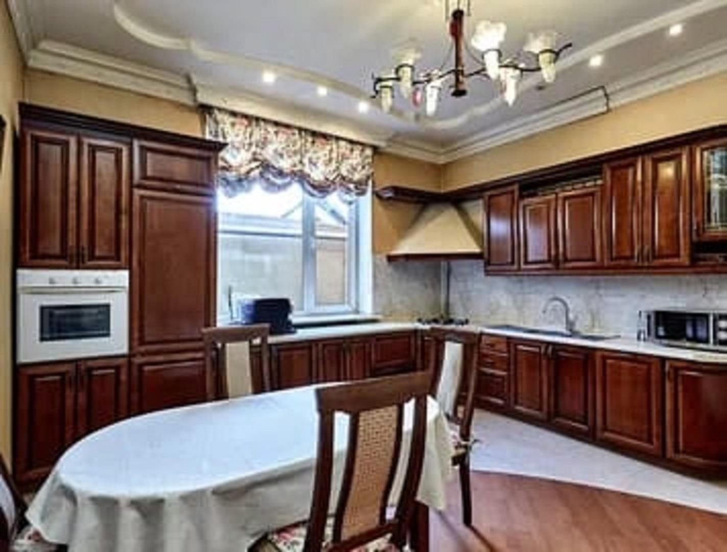 Фото №1: Дом 320 м² + 3.96 сот. - Краснодар, Центральный внутригородской округ, мкр. Дубинка, ул. Фурманова, 67