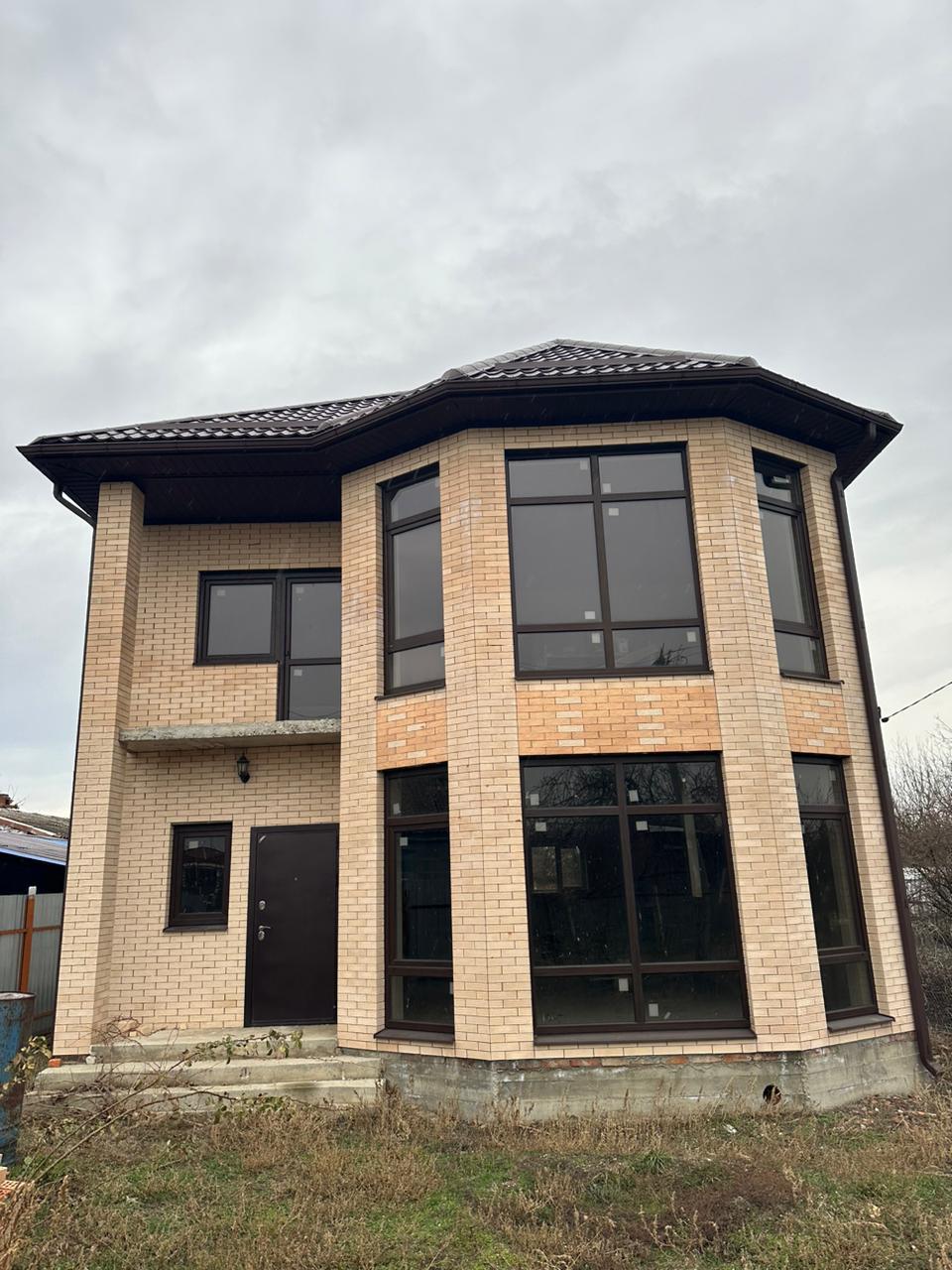 Фото №3: Дом 200 м² + 8 сот. - Медвёдовская, ул. Октябрьская, 26