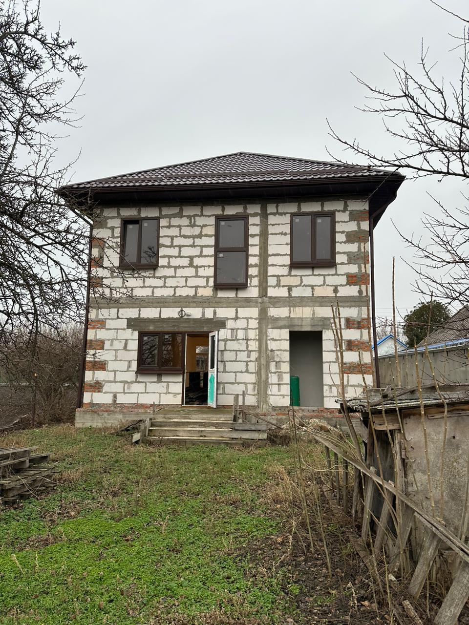 Фото №5: Дом 200 м² + 8 сот. - Медвёдовская, ул. Октябрьская, 26