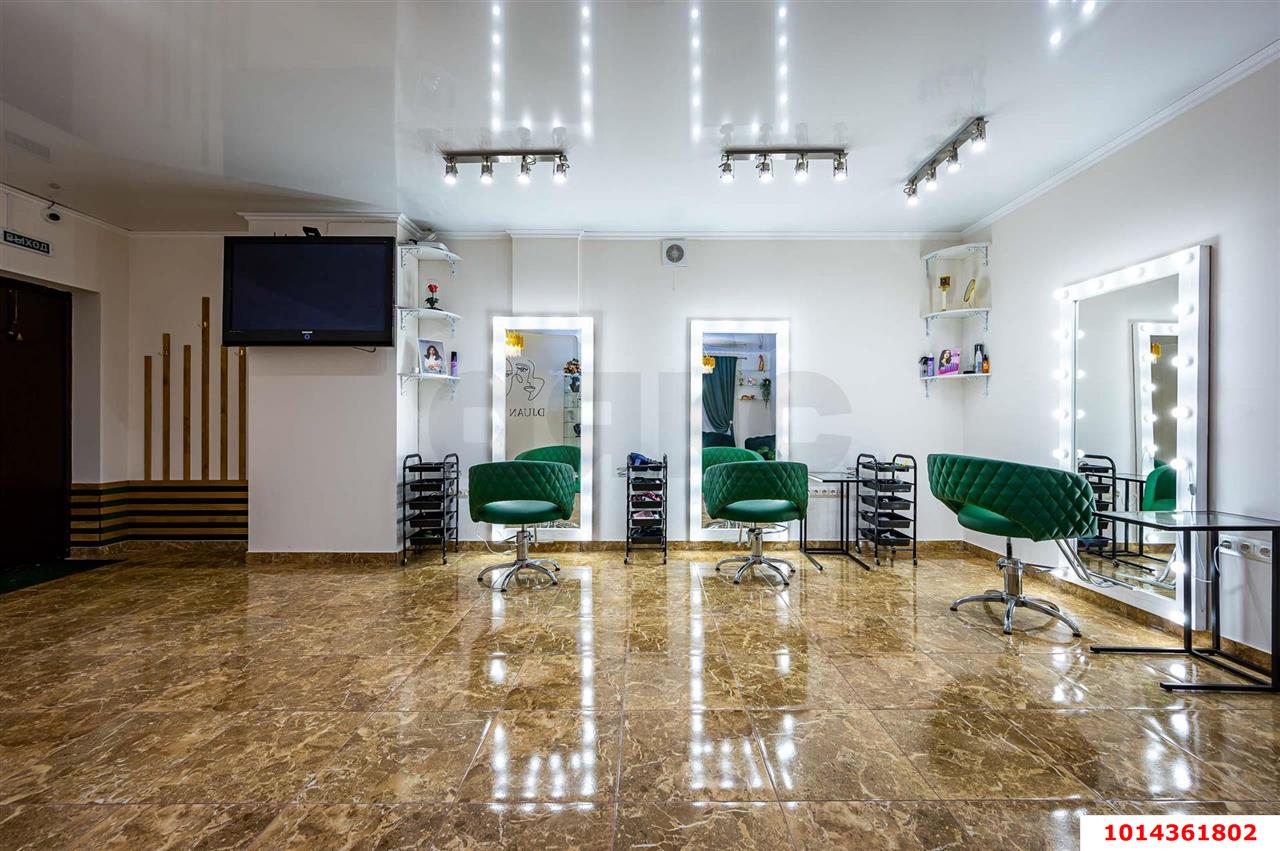 Фото №1: Коммерция 90 м² - Новая Адыгея, мкр. жилой комплекс Тургеневский Двор, ул. Тургеневское шоссе, 1к1