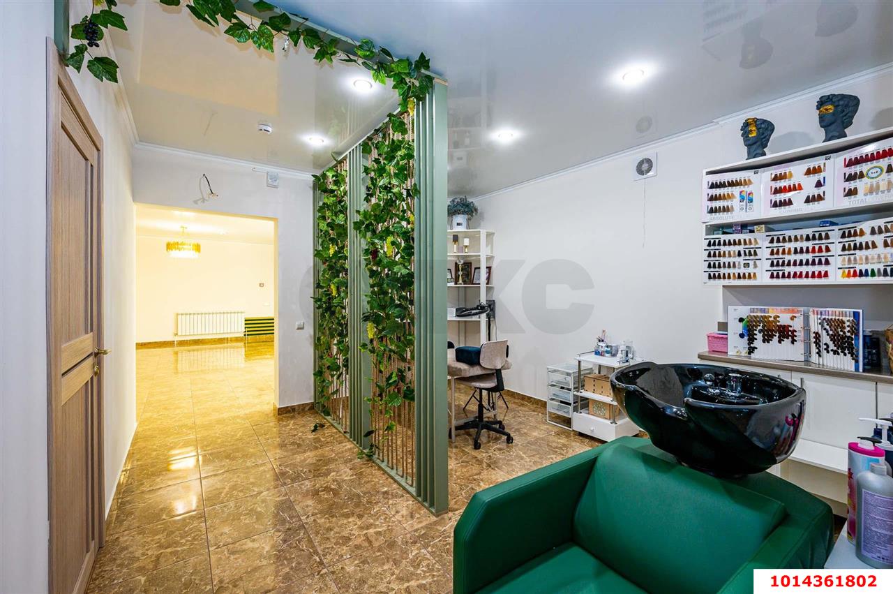 Фото №7: Коммерция 90 м² - Новая Адыгея, мкр. жилой комплекс Тургеневский Двор, ул. Тургеневское шоссе, 1к1