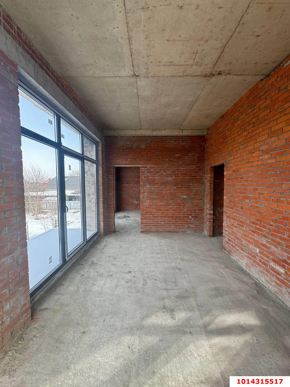 Фото №2: Дом 202 м² + 6.03 сот. - Знаменский, Карасунский внутригородской округ, ул. Платиновая, 46