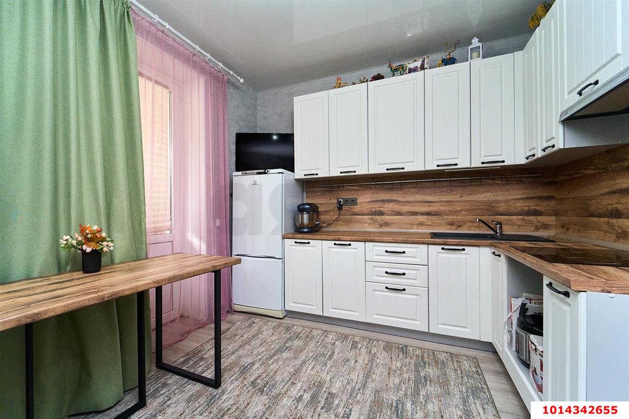 Фото №2: 1-комнатная квартира 40 м² - Краснодар, Восточно-Кругликовский, ул. им. Героя Яцкова И.В., 10
