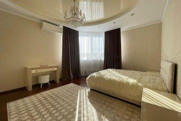 Фото №1: 3-комнатная квартира 115 м² - Краснодар, мкр. Центральный, ул. Кубанская Набережная, 37/12