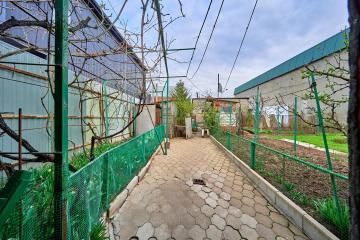 Фото №2: Часть дома 63 м² - Краснодар, мкр. Покровка, ул. Садовая, 102