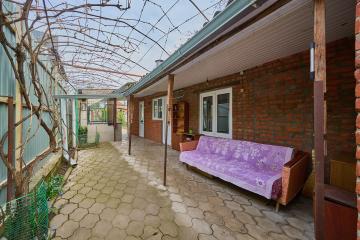 Фото №1: Часть дома 63 м² - Краснодар, мкр. Покровка, ул. Садовая, 102