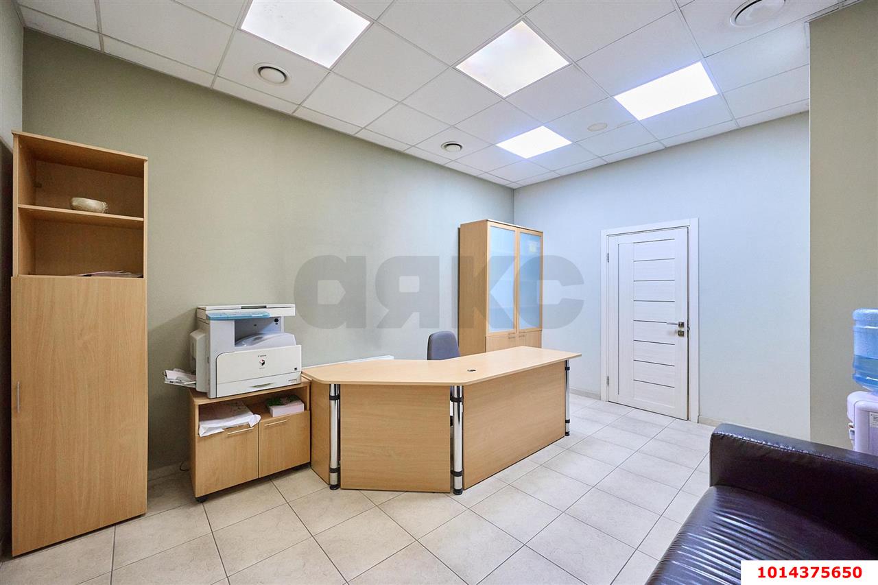 Фото №2: Офисное помещение 30 м² - Краснодар, Фестивальный, ул. Яна Полуяна, 47