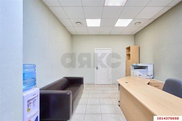 Фото №2: Офисное помещение 30 м² - Краснодар, мкр. Фестивальный, ул. Яна Полуяна, 47
