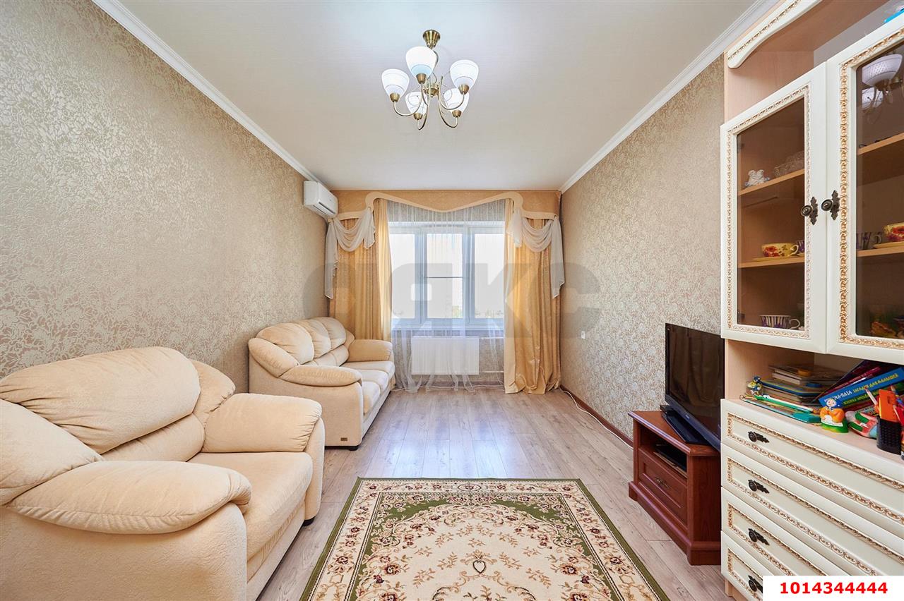 Фото №1: 2-комнатная квартира 67 м² - Краснодар, Восточно-Кругликовский, ул. Героев-Разведчиков, 26
