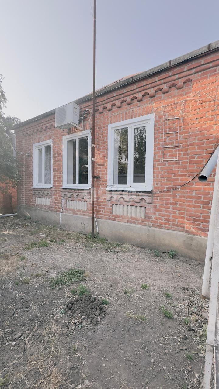 Фото №2: Дом 80 м² + 7.2 сот. - Кореновск, 1-й квартал, ул. Дядьковская, 57