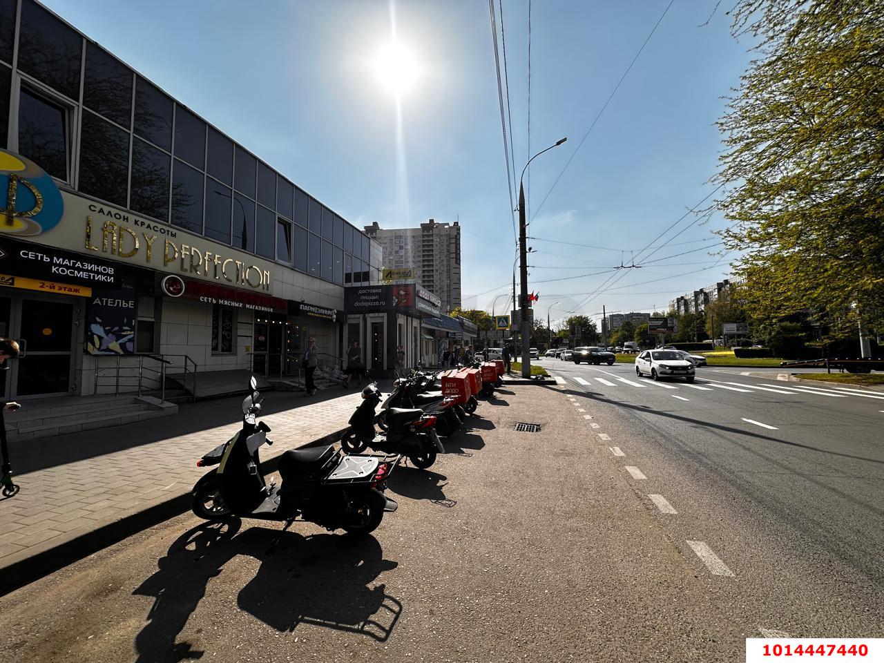 Фото №3: Торговое помещение 167 м² - Краснодар, 40 лет Победы, ул. имени 40-летия Победы, 144Б