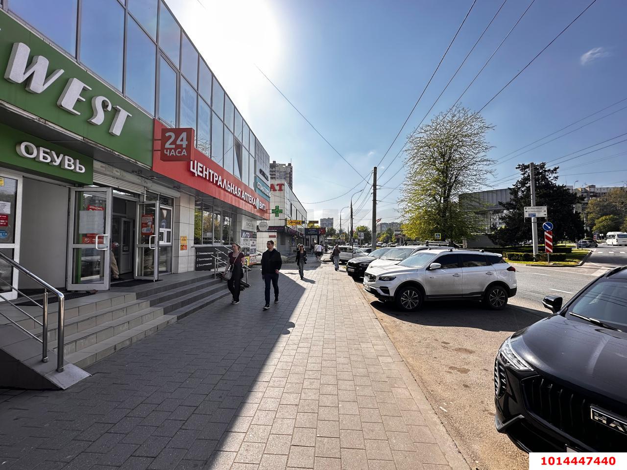 Фото №1: Торговое помещение 167 м² - Краснодар, 40 лет Победы, ул. имени 40-летия Победы, 144Б
