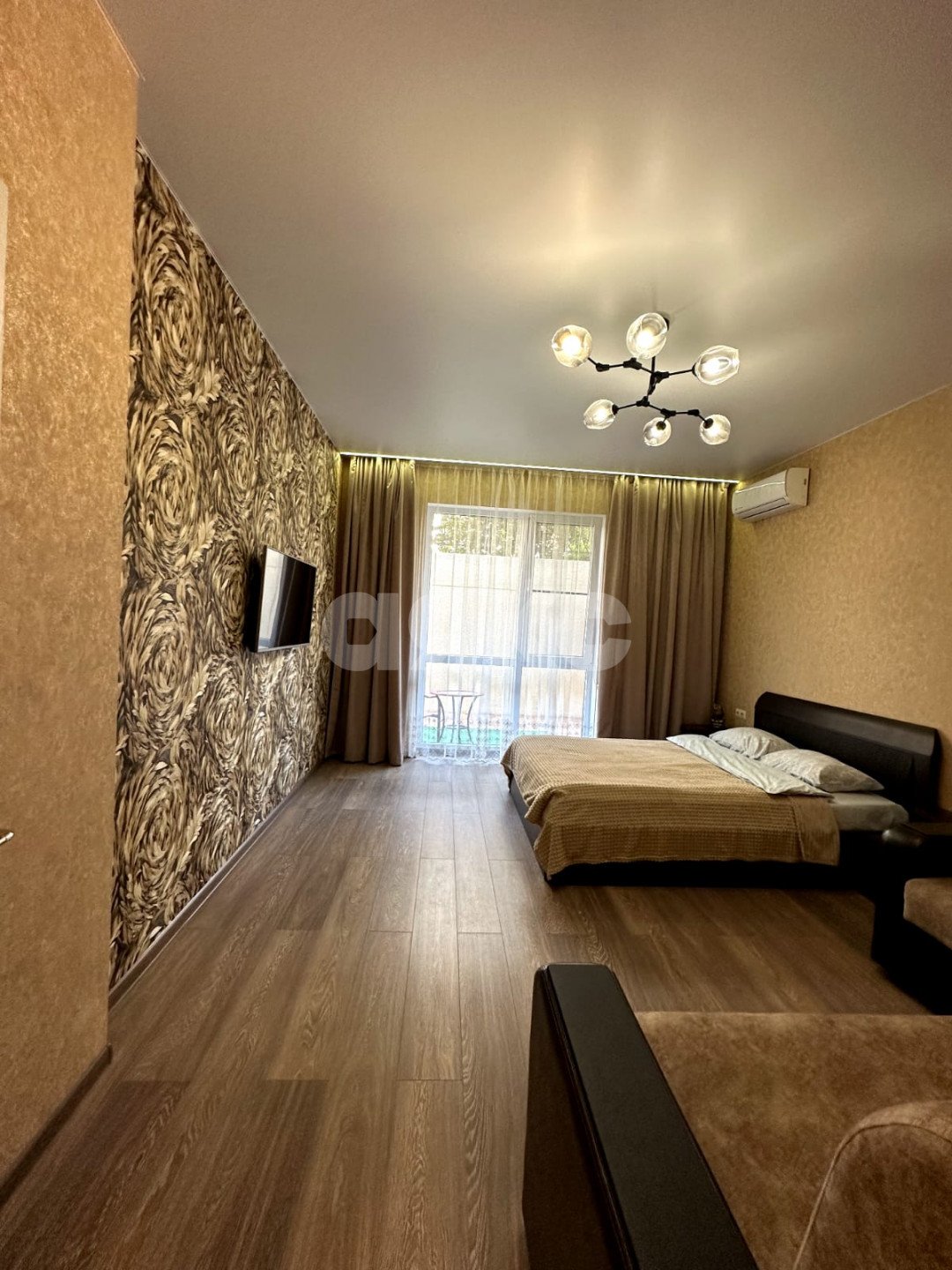 Фото №6: 1-комнатная квартира 70 м² - Геленджик, ул. Мира, 44лит4