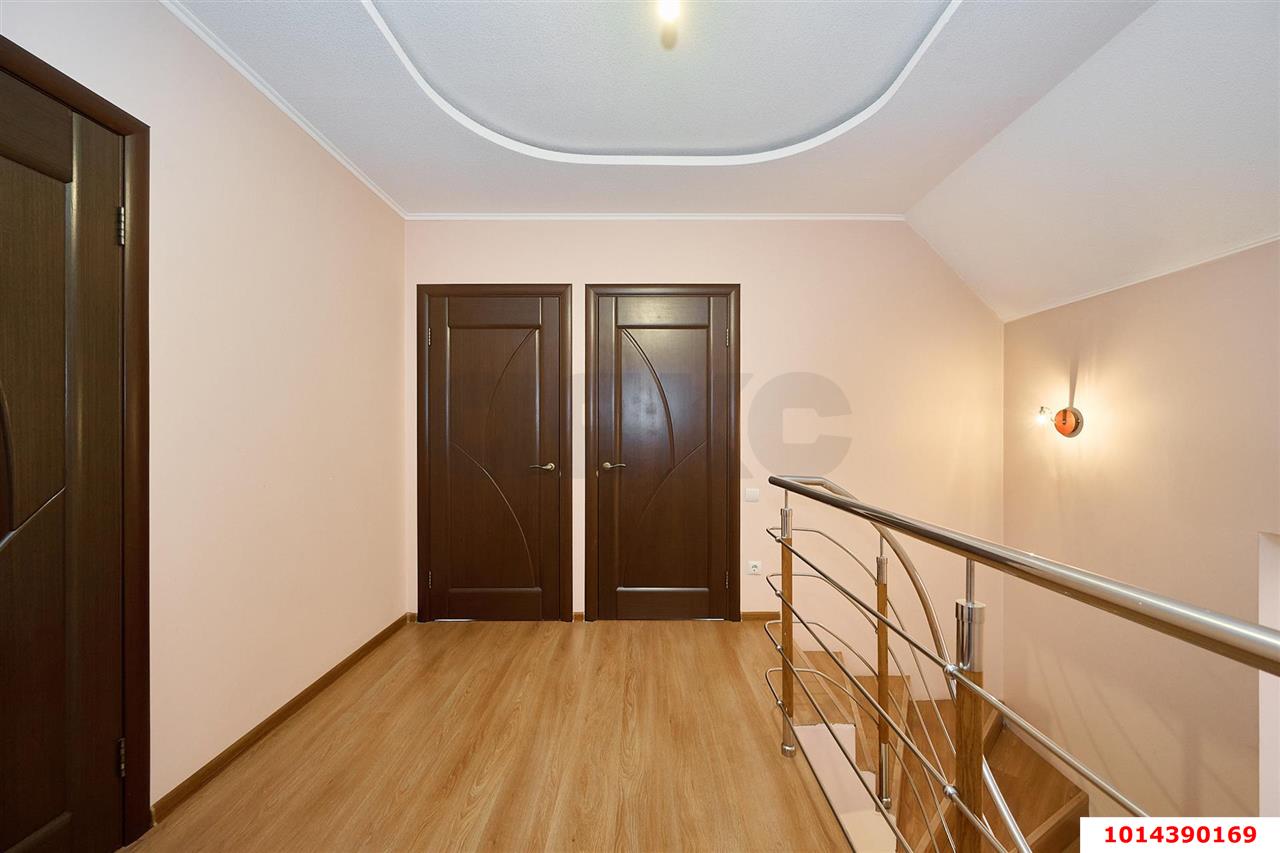 Фото №6: Дом <span class="whitespace-nowrap">150 м²</span> <span class="whitespace-nowrap">+ 5.09 сот.</span>, <span class="whitespace-nowrap">2 эт.</span> - Краснодар, Карасунский внутригородской округ, ж/р Новознаменский, ул. Соборная, 102