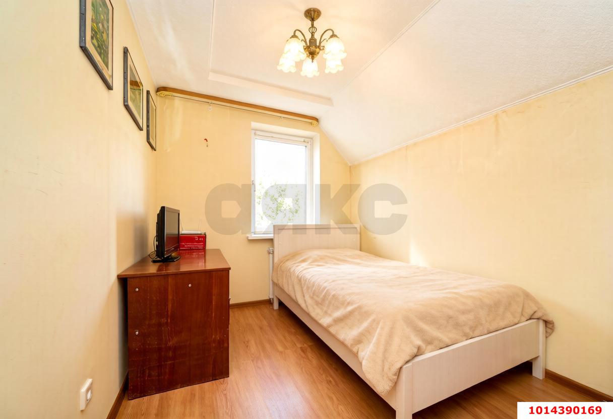 Фото №5: Дом <span class="whitespace-nowrap">150 м²</span> <span class="whitespace-nowrap">+ 5.09 сот.</span>, <span class="whitespace-nowrap">2 эт.</span> - Краснодар, Карасунский внутригородской округ, ж/р Новознаменский, ул. Соборная, 102