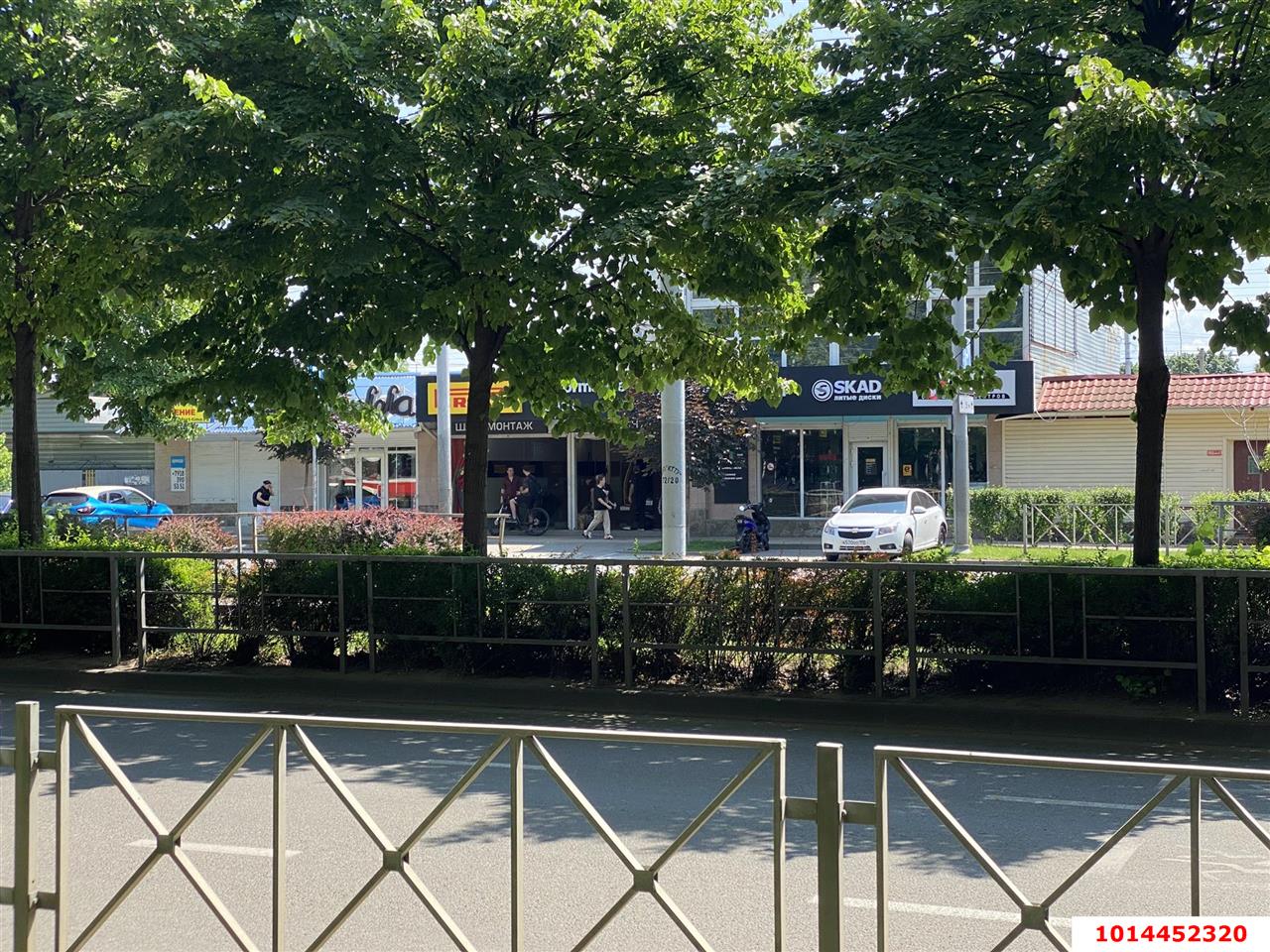 Фото №3: Торговое помещение 50 м² - Краснодар, Дубинка, ул. Ставропольская, 214/5