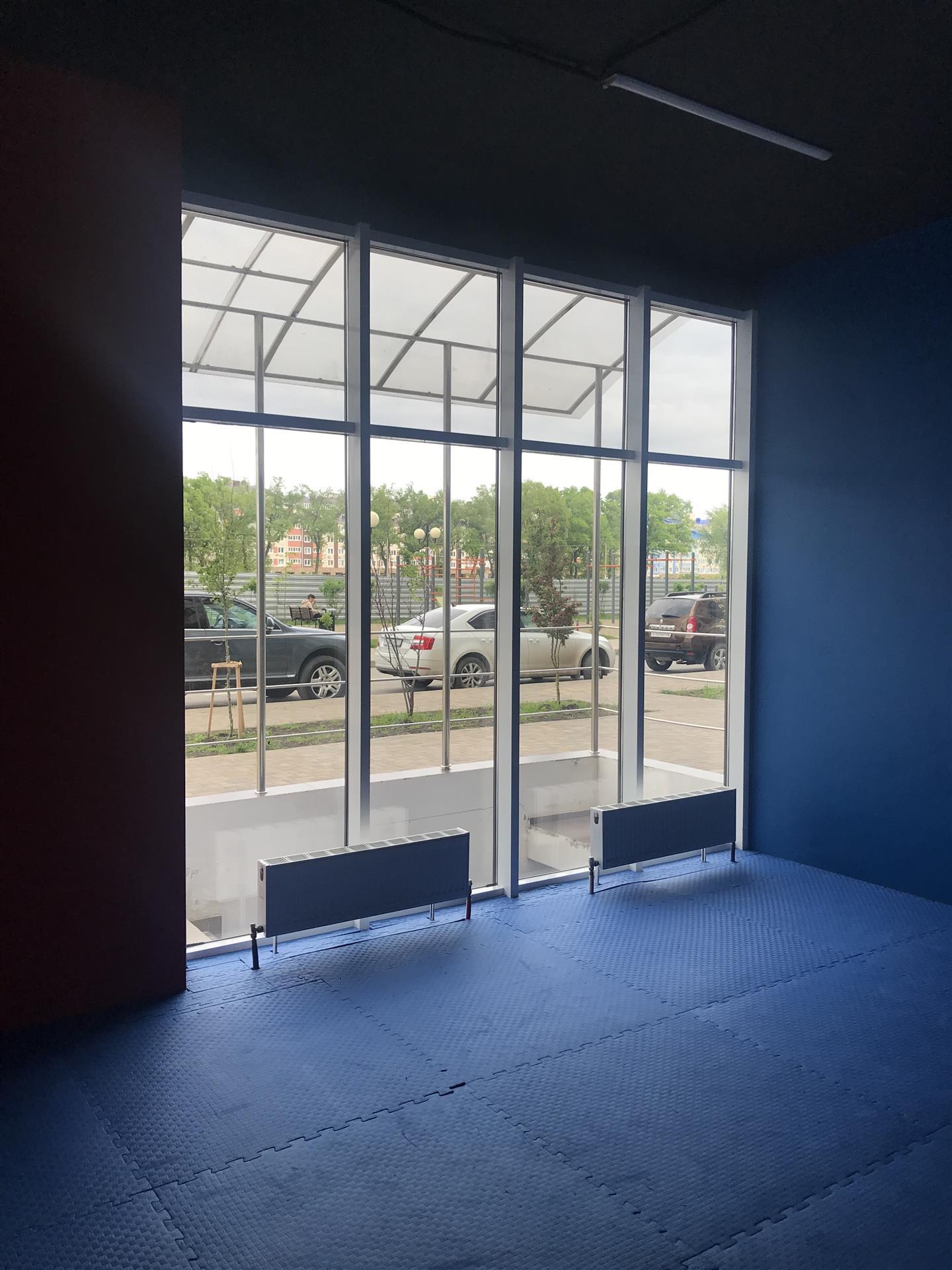 Фото №3: Коммерция 60 м² - Краснодар, Прикубанский внутригородской округ, Россинского, мкр. жилой комплекс Атлант, ул. Адмирала Крузенштерна, 6/3