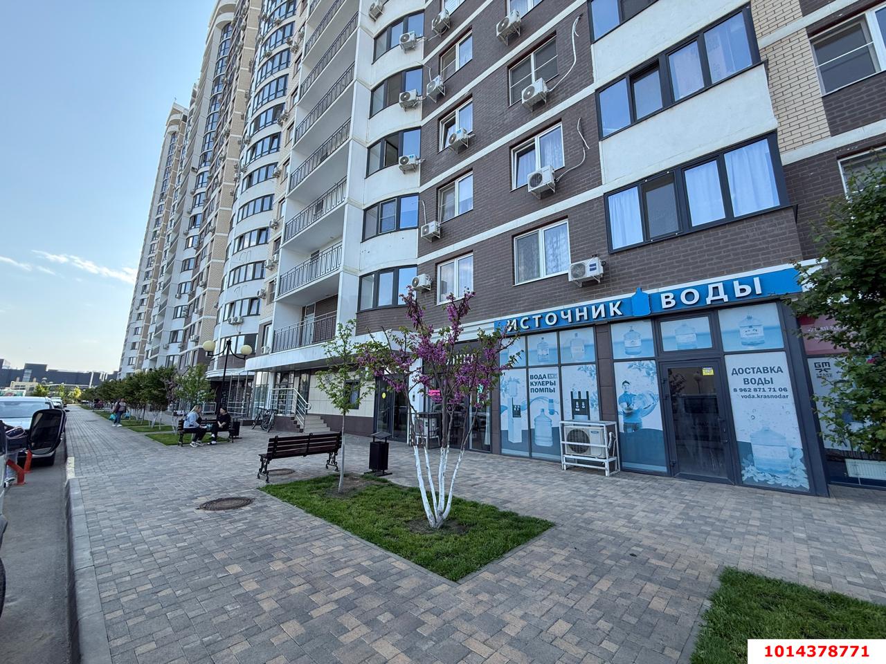 Фото №6: Торговое помещение 61 м² - Краснодар, жилой комплекс Атлант, ул. Адмирала Крузенштерна, 6/3