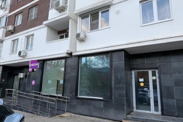 Фото №1: Торговое помещение 87 м² - Краснодар, ж/м Пашковский, ул. Бородинская, 152/А