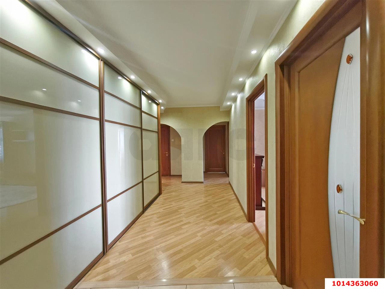 Фото №2: 3-комнатная квартира 91 м² - Краснодар, Микрохирургии глаза, ул. Академика Лукьяненко, 26