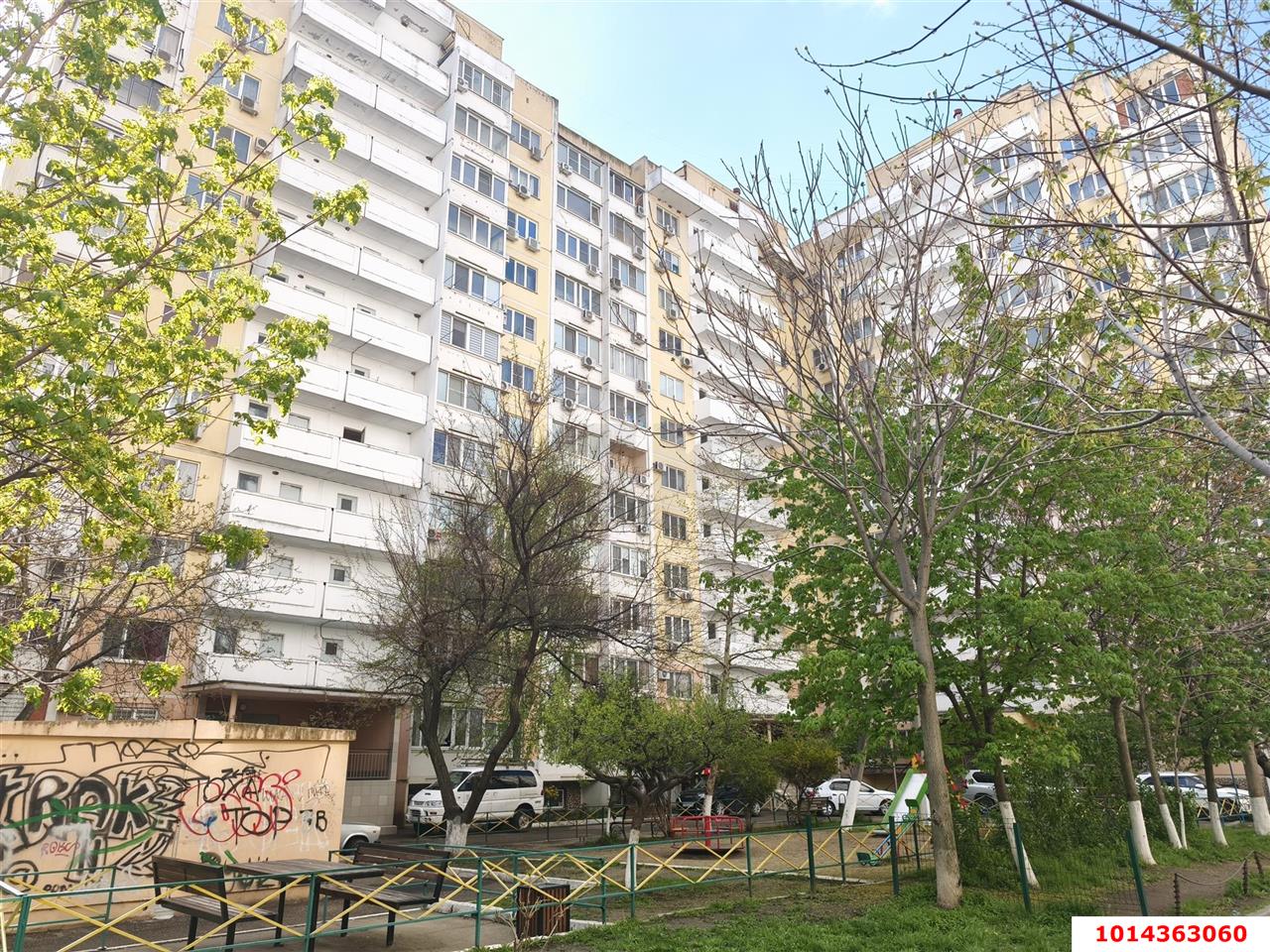 Фото №1: 3-комнатная квартира 91 м² - Краснодар, Микрохирургии глаза, ул. Академика Лукьяненко, 26