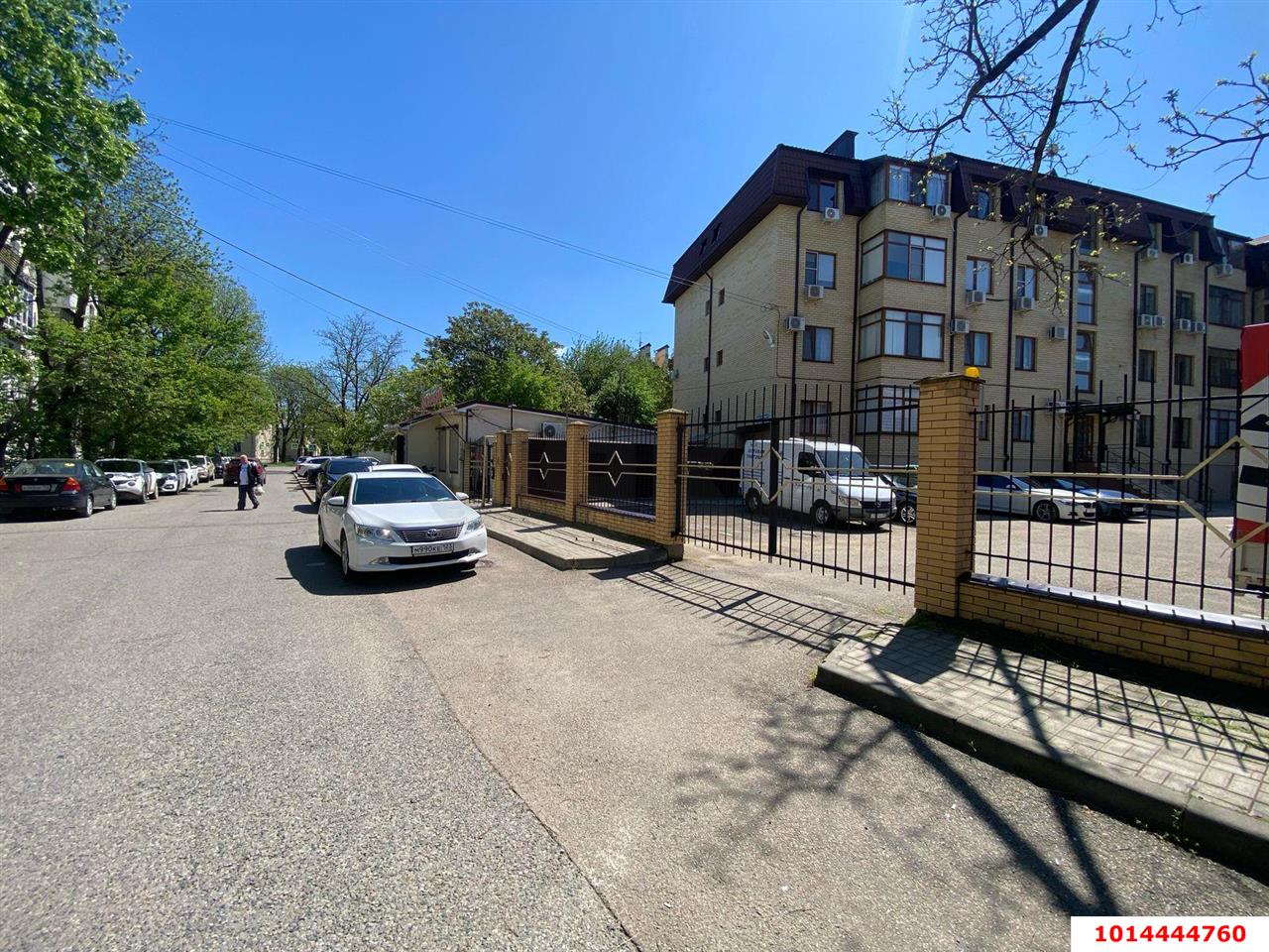 Фото №1: Торговое помещение 300 м² - Краснодар, Центральный, ул. Заводская, 19