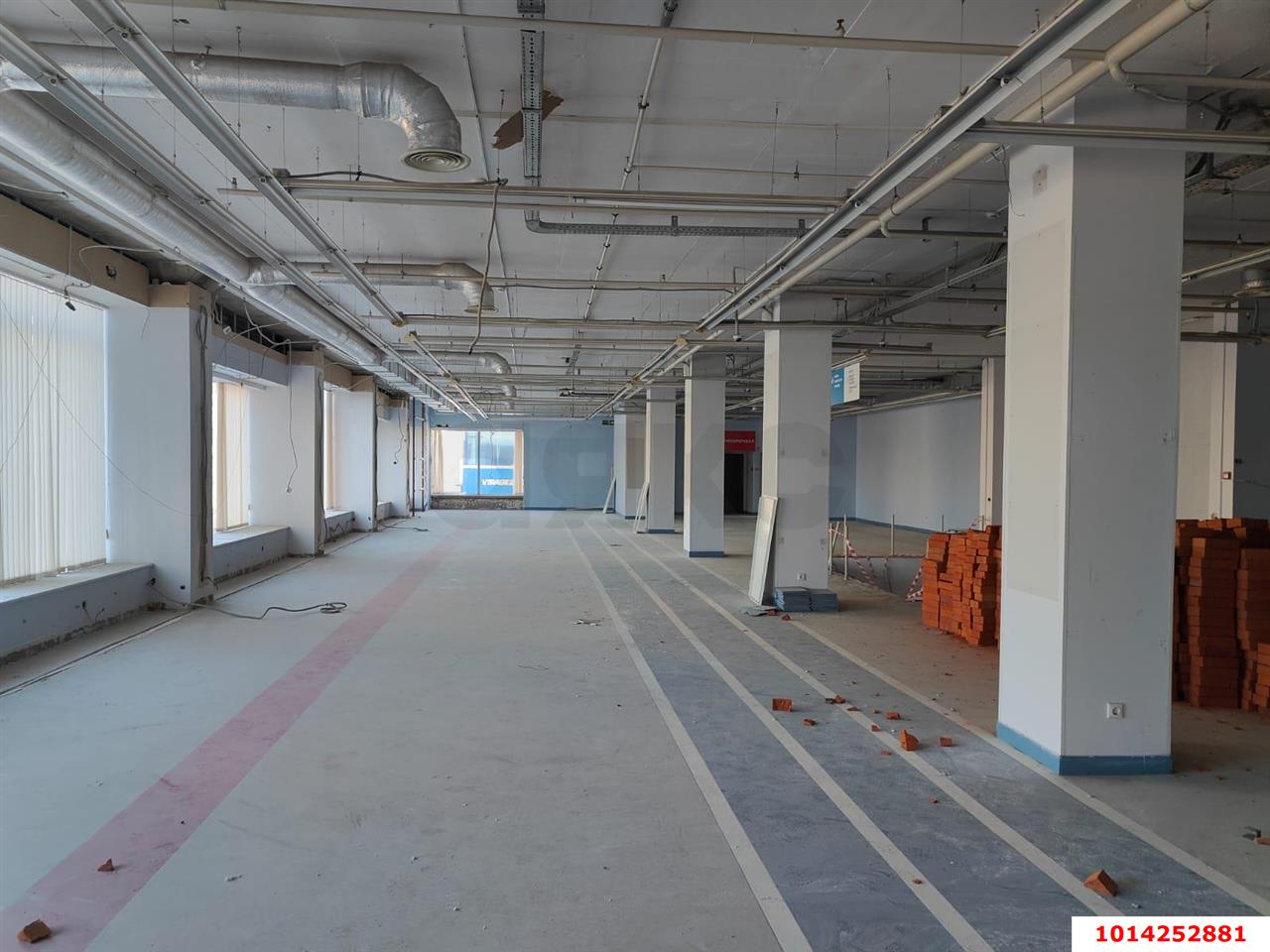 Фото №2: Коммерция 1988 м² - Краснодар, Центральный внутригородской округ, мкр. Центральный, ул. Северная, 438