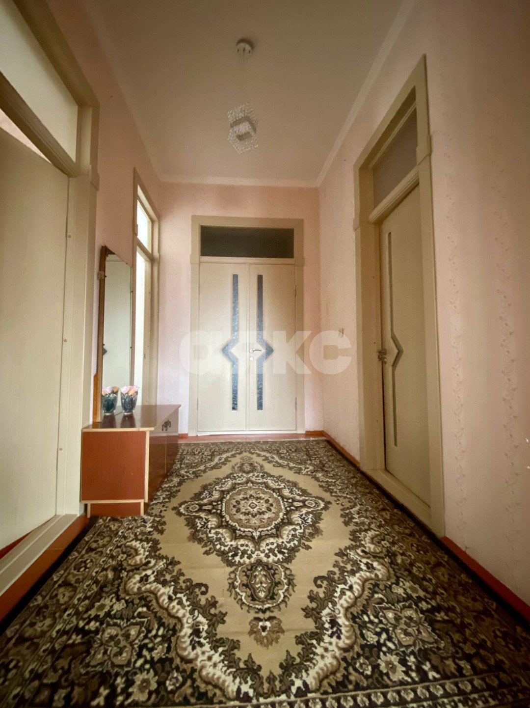 Фото №4: Дом 250 м² + 5 сот. - Новокубанск, ул. Маяковского, 81