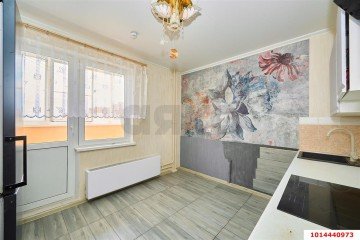 Фото №1: 1-комнатная квартира 40 м² - Краснодар, мкр. Восточно-Кругликовский, ул. Генерала Трошева, 25