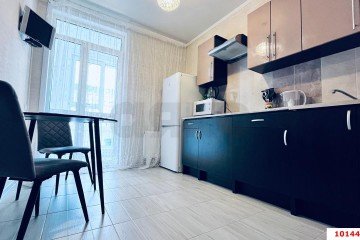Фото №1: 1-комнатная квартира 39 м² - Краснодар, мкр. Центральный, ул. Красная, 176