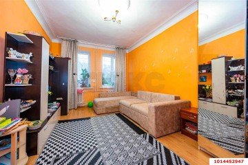 Фото №1: 2-комнатная квартира 45 м² - Краснодар, мкр. Западный внутригородской округ, ул. Мичурина, 14