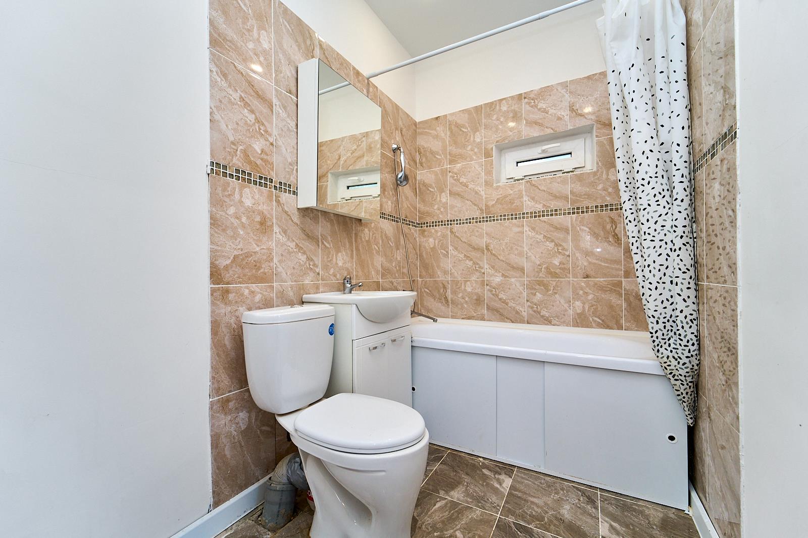 Фото №9: Дом 55 м² + 6 сот. - Камвольно-суконного Комбината-1, мкр. Прикубанский внутригородской округ, ул. Лесная, 5