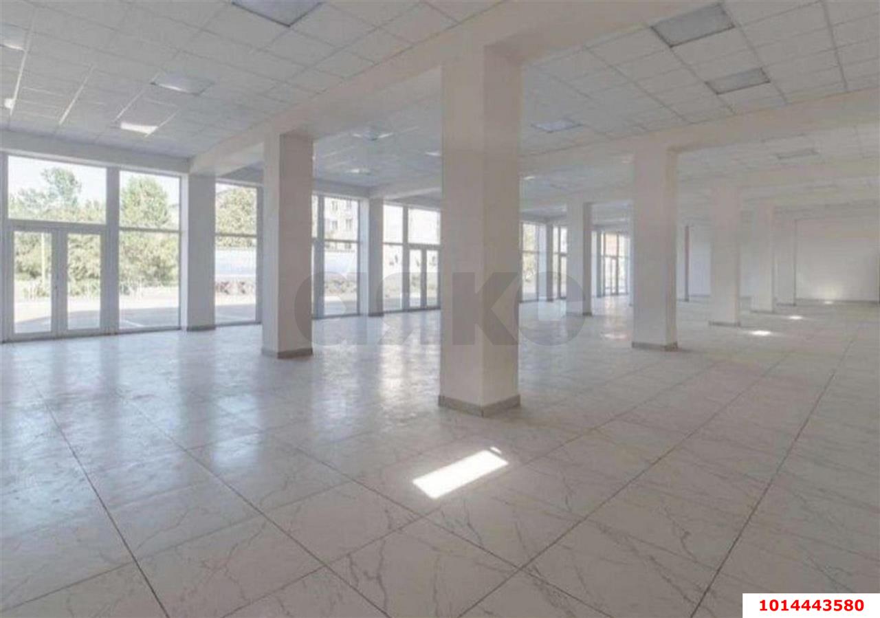 Фото №1: Торговое помещение 200 м² - Энем, ул. Иркутско-Пинской Дивизии, 12/3